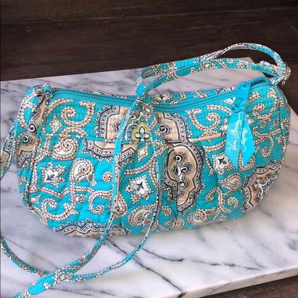 Vera Bradley Handbags - Vera Bradley turquoise, tan, & cream purse